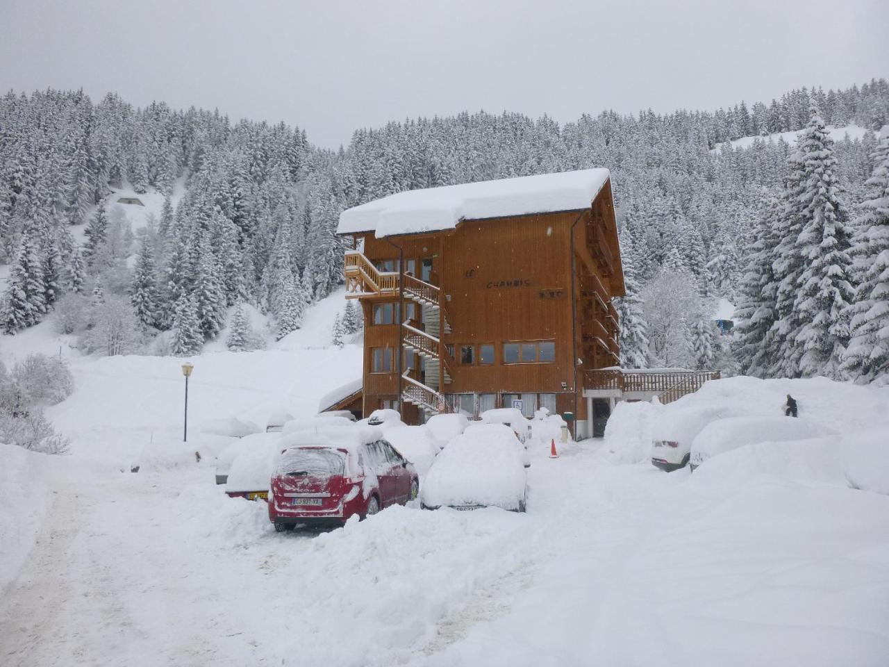 Hotel Le Chamois D'Or, Ussim Vacances Мерибел Екстериор снимка