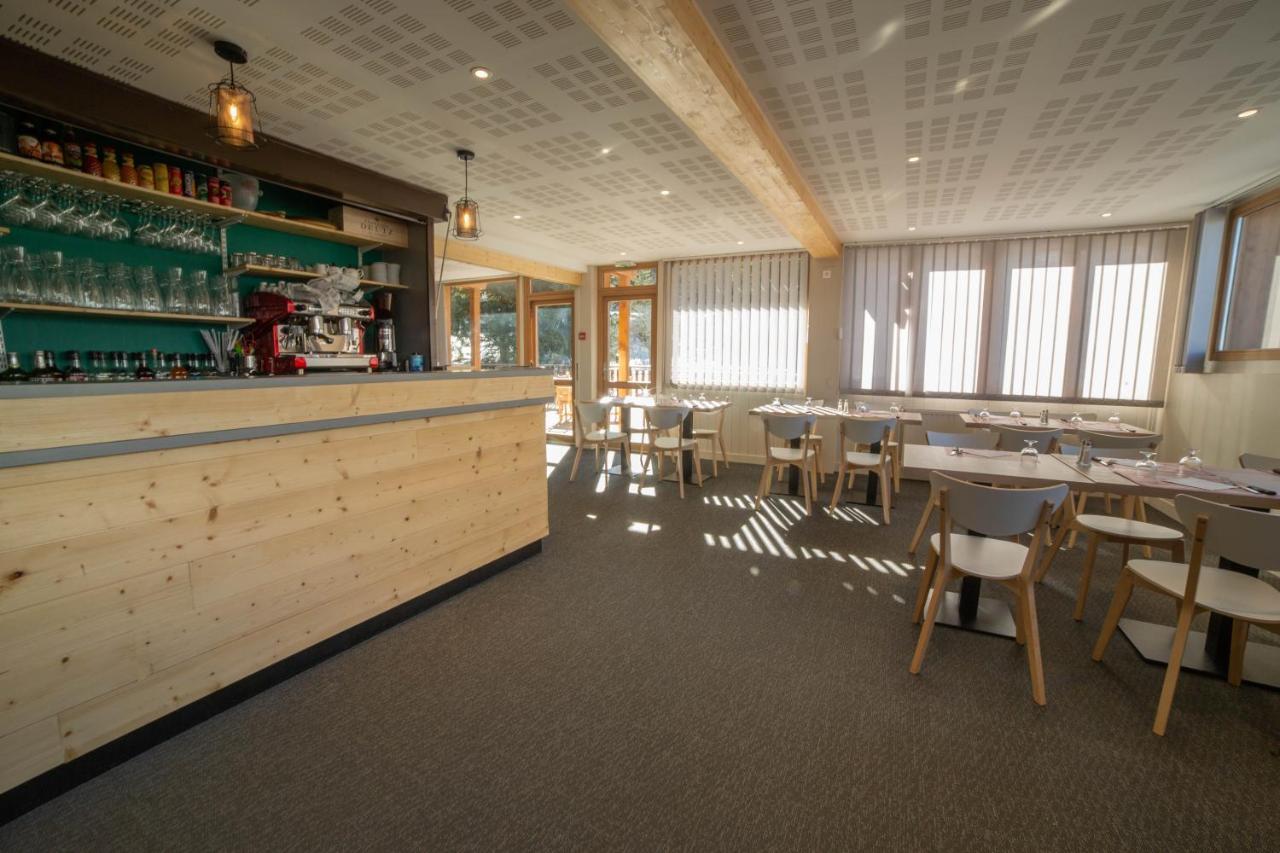 Hotel Le Chamois D'Or, Ussim Vacances Мерибел Екстериор снимка